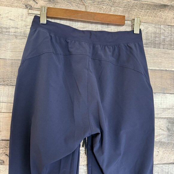 Under Armour Sport Woven Pants Womens XS Heatgear Navy Blue Jogger Run Gym NWT - Picture 3 of 12